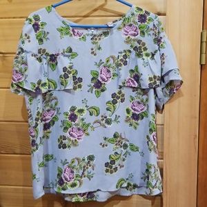 Xhilaration floral blouse